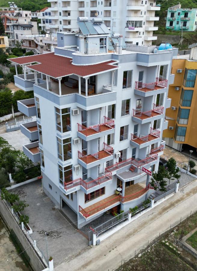 Hotel Vila Namiku Durrës Esterno foto