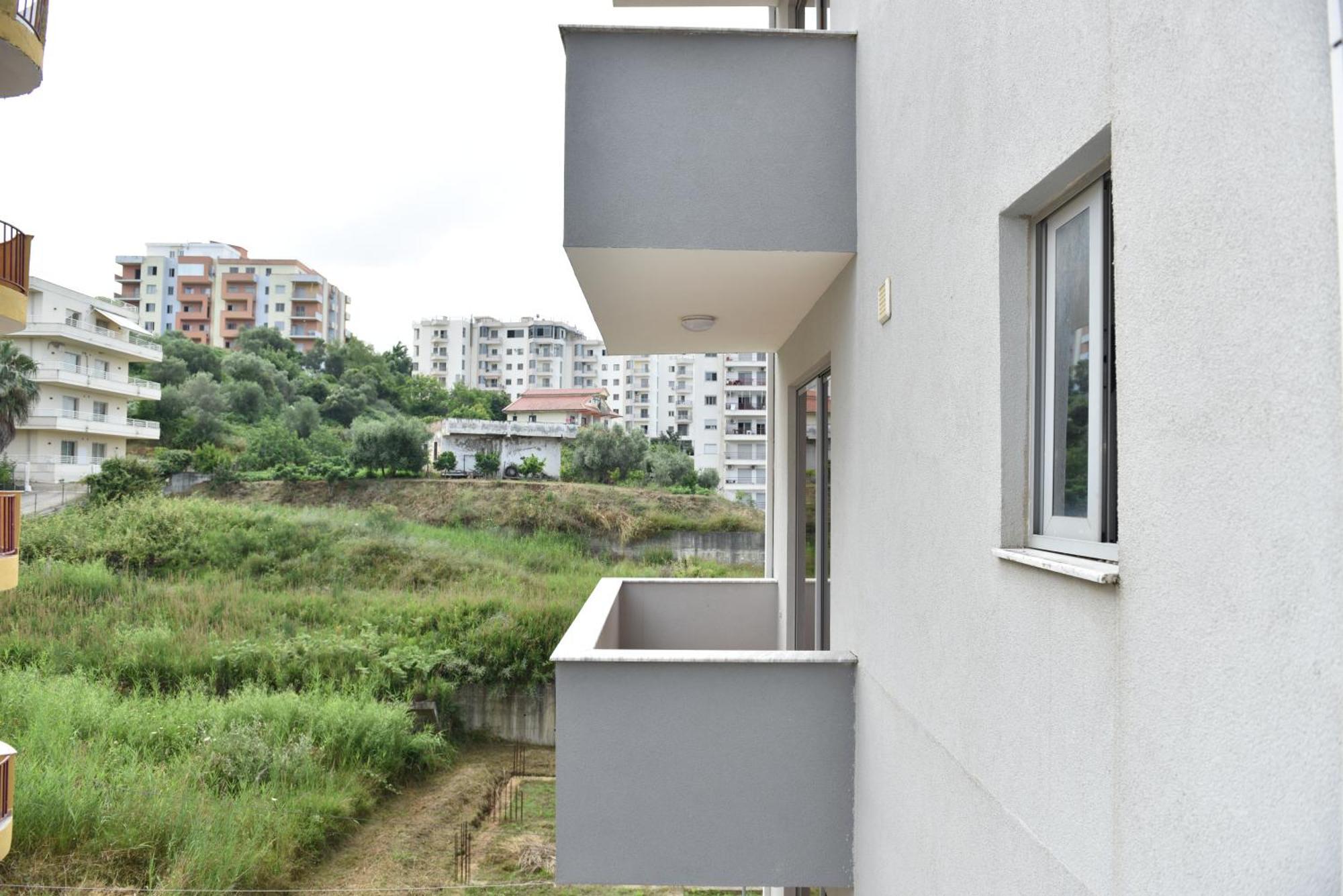 Hotel Vila Namiku Durrës Esterno foto
