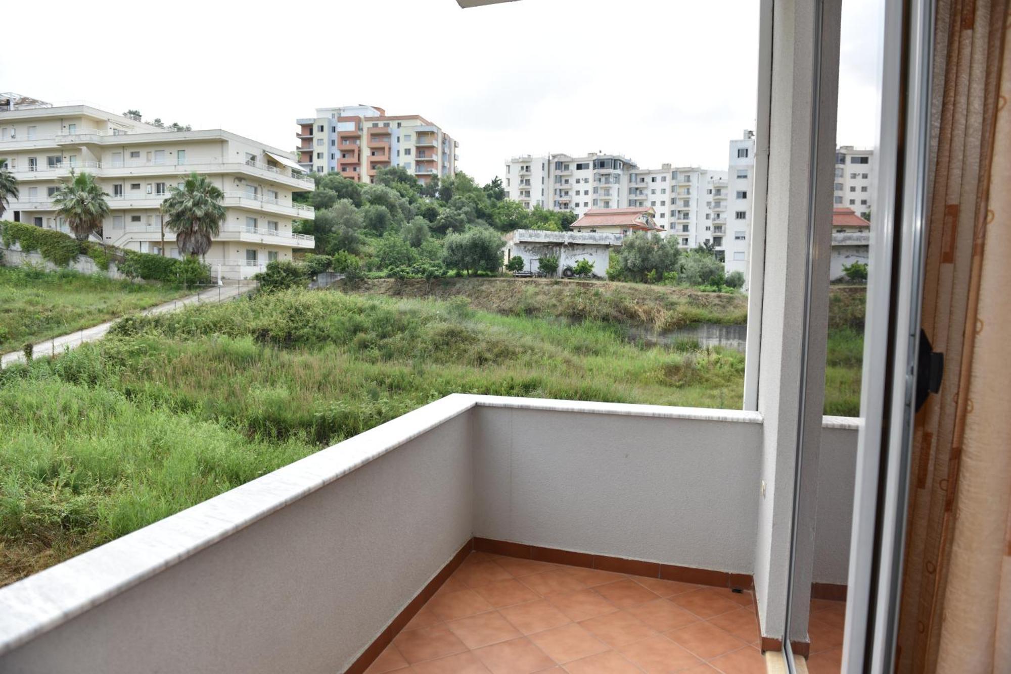 Hotel Vila Namiku Durrës Esterno foto